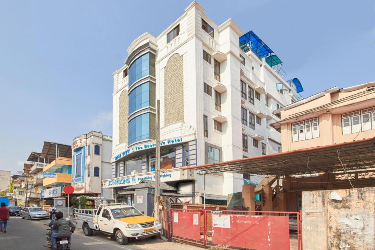 Hotel Mart View Kochi Esterno foto